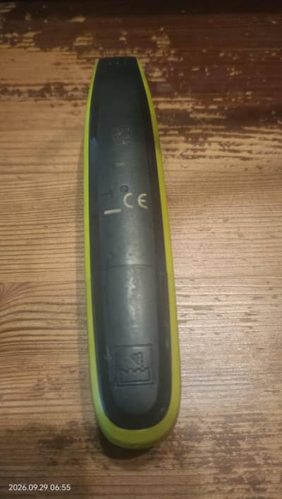 Hair Trimmer Phillips One Blade