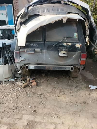Nissan Patrol 1990