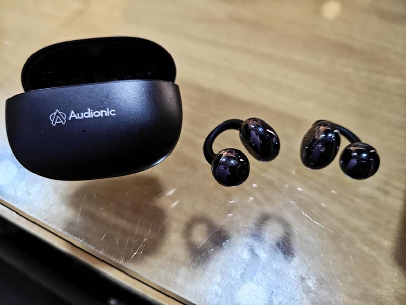 Audionic Aircuff 1