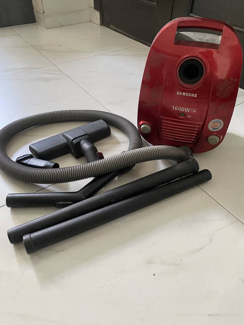 Vacuum cleaner 3
