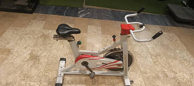 exercise bikes | elliptical | treadmill | gym cycle spin bike