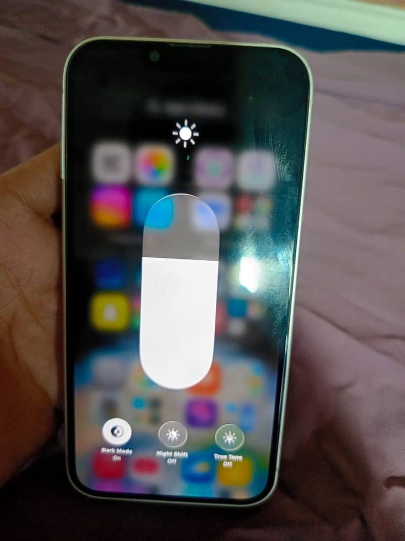 Apple iPhone 13 5
