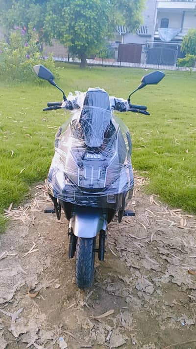 NEW EVEE SCUBE MODEL 2026 ONLY 7 DAYS USED