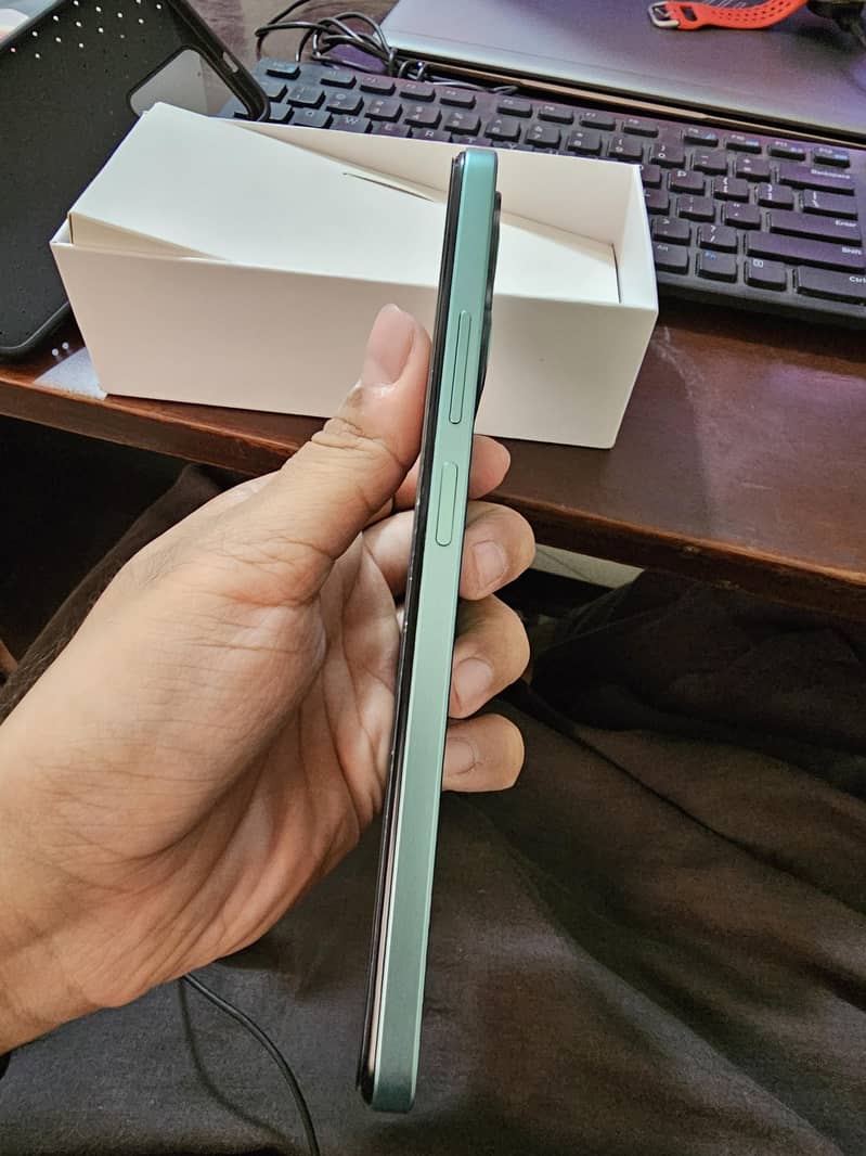 Xiaomi Redmi Note 12 4