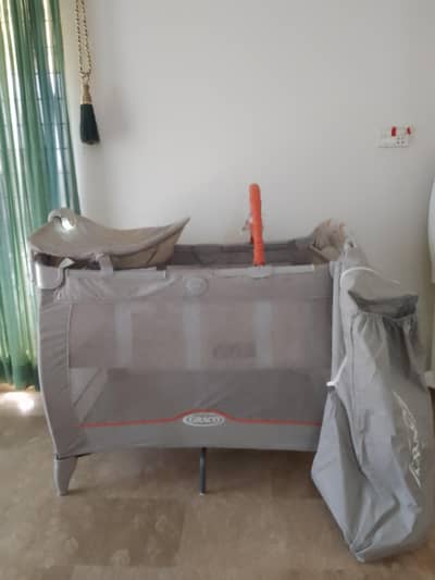 baby cot for sale