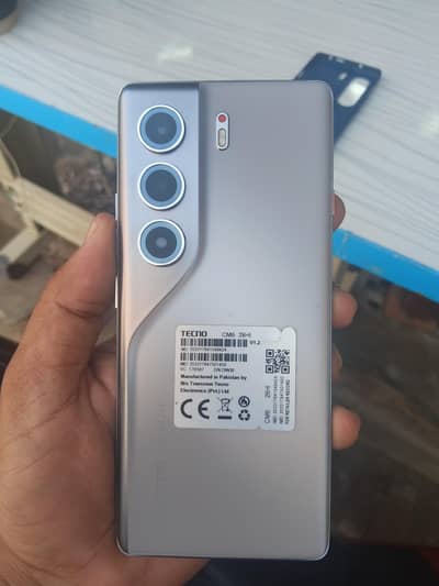 Tecno CAMON 40 Pro