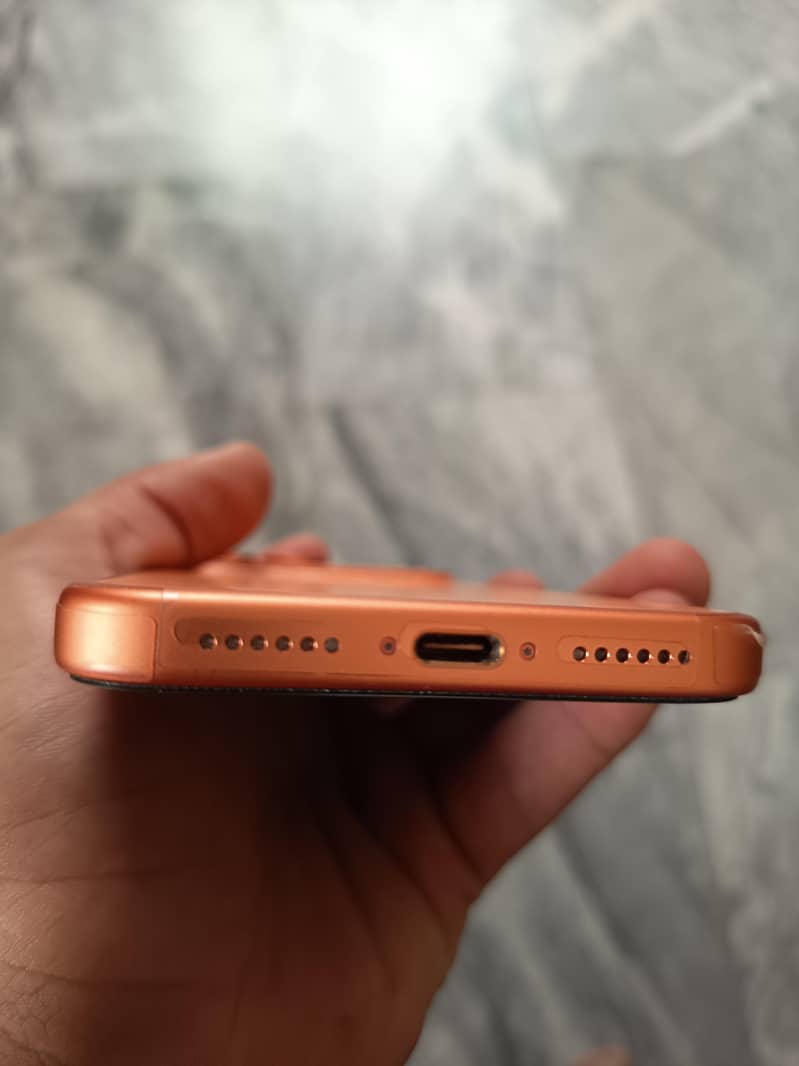 Apple iPhone 17 Pro Max 2