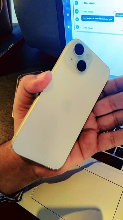 Apple iPhone 15