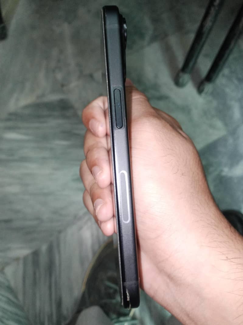 Apple iPhone 15 4