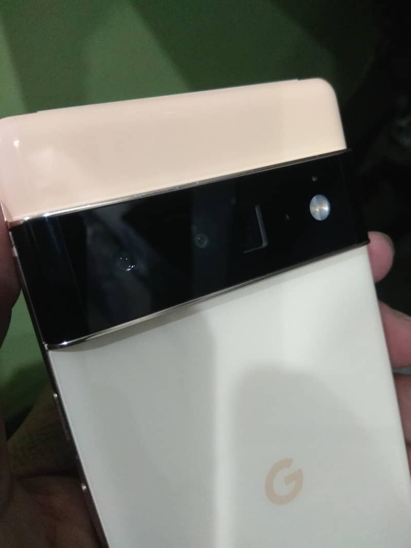 Google Pixel 6 Pro 14