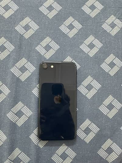 Apple iPhone SE