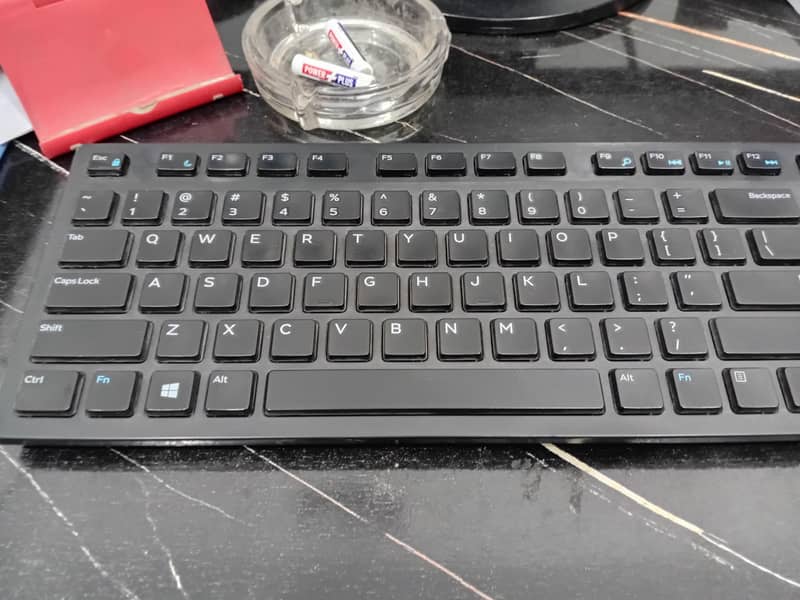 Wireless Dell Mouse & Keyboard 0