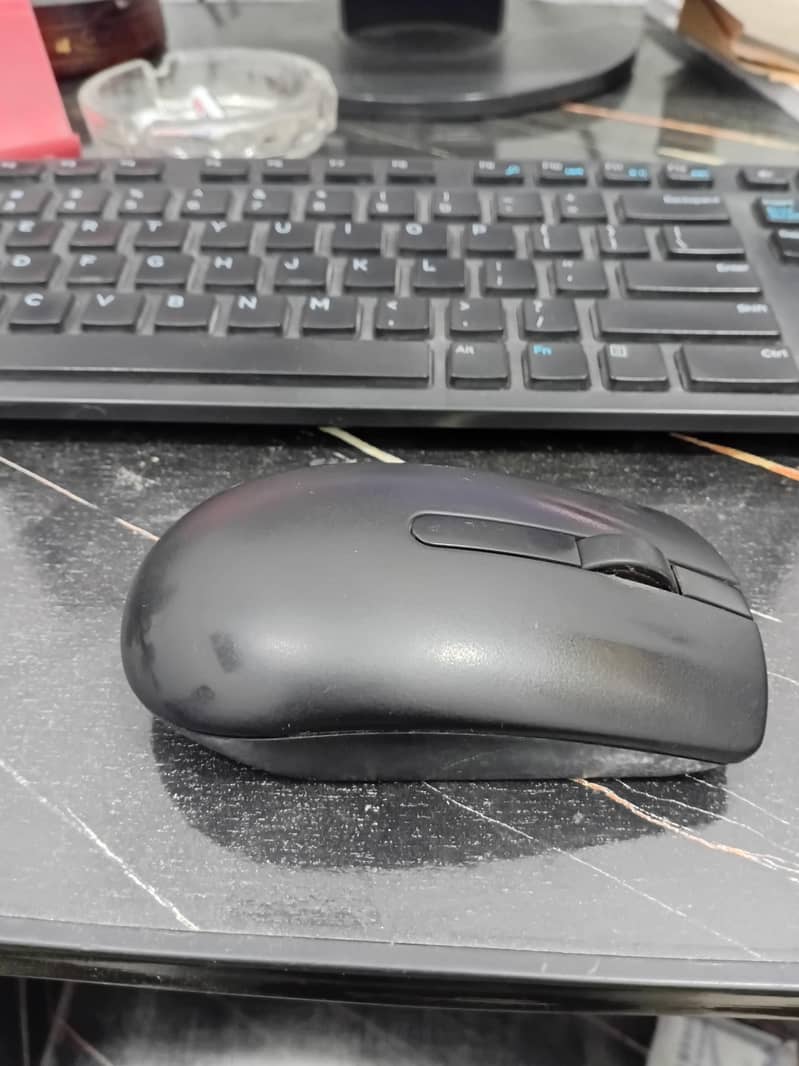 Wireless Dell Mouse & Keyboard 1