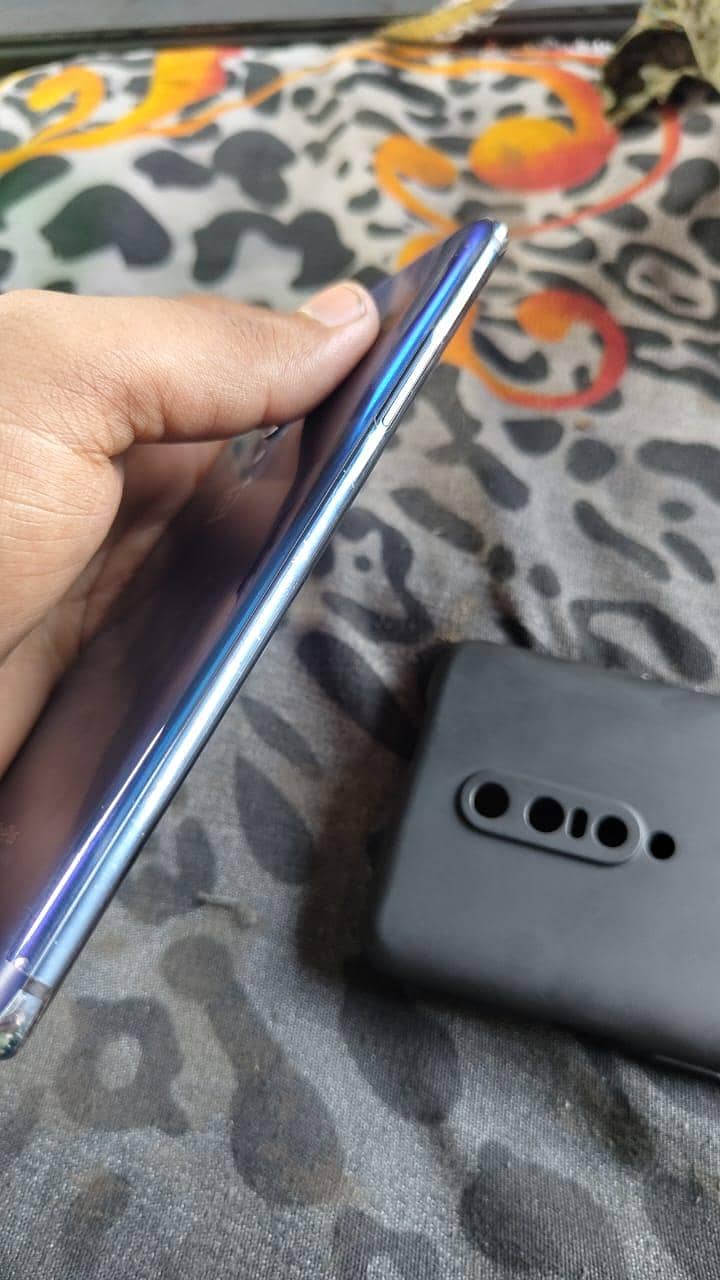 One Plus 7 Pro 3