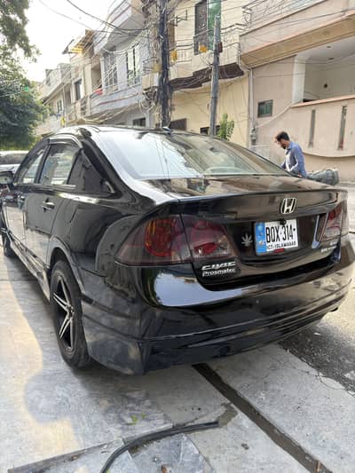 Honda Civic 2007 1.8 i-VTEC Automatic – Smooth Drive