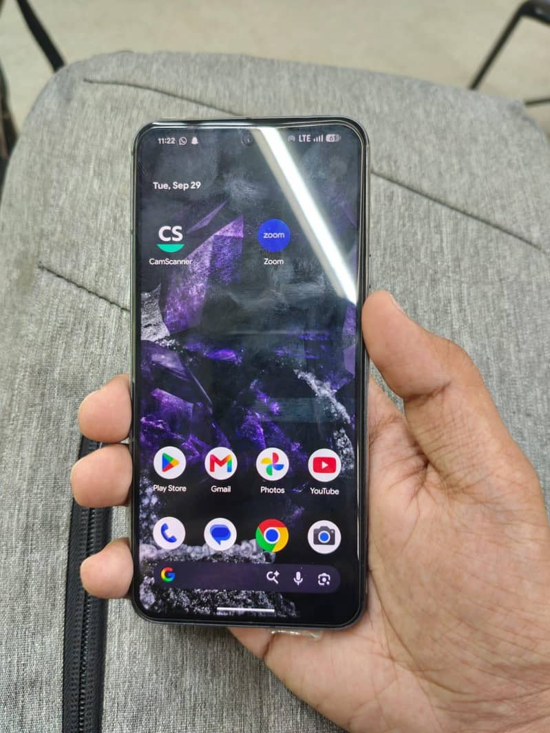 Google Pixel 8 5