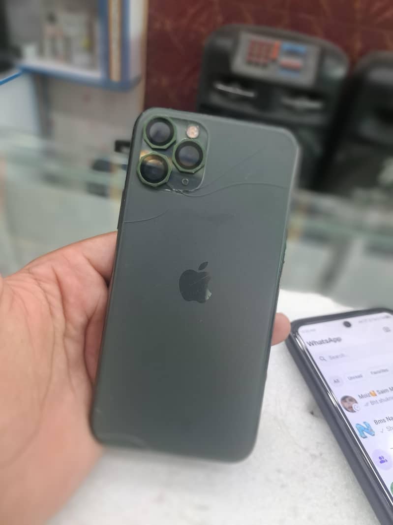 Apple iPhone 11 Pro 0