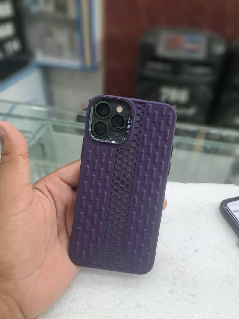 Apple iPhone 11 Pro 1