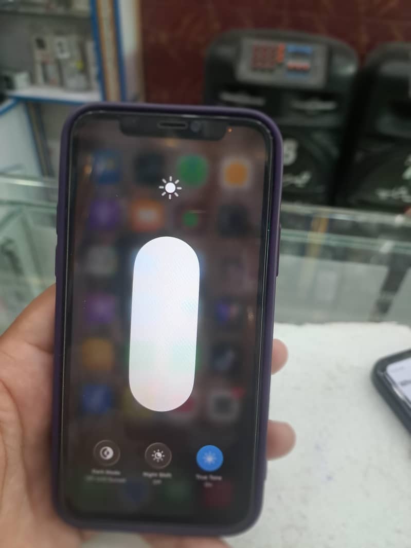 Apple iPhone 11 Pro 5