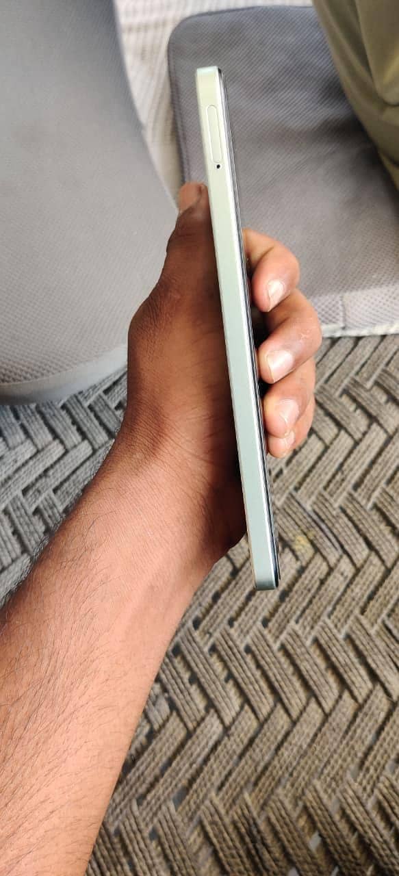 Realme Note 60x 2