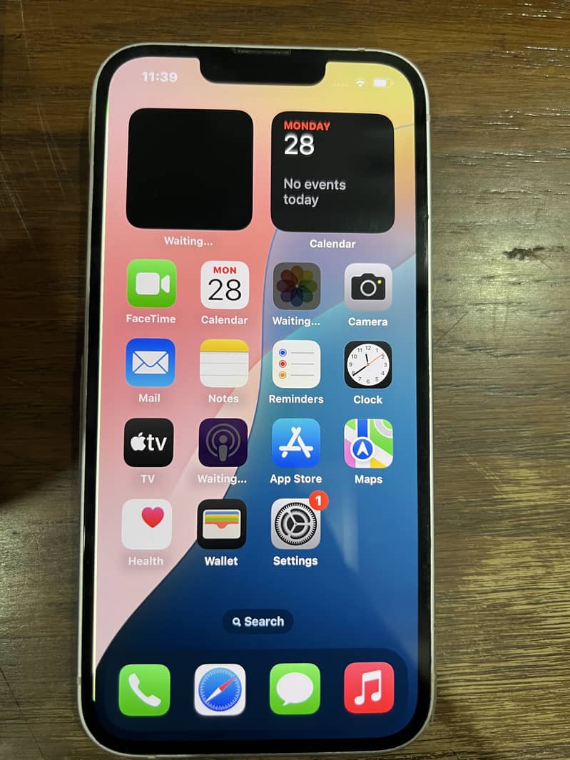 Apple iPhone 13 1
