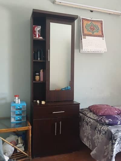Wooden Dressing Table with Mirror & Storage