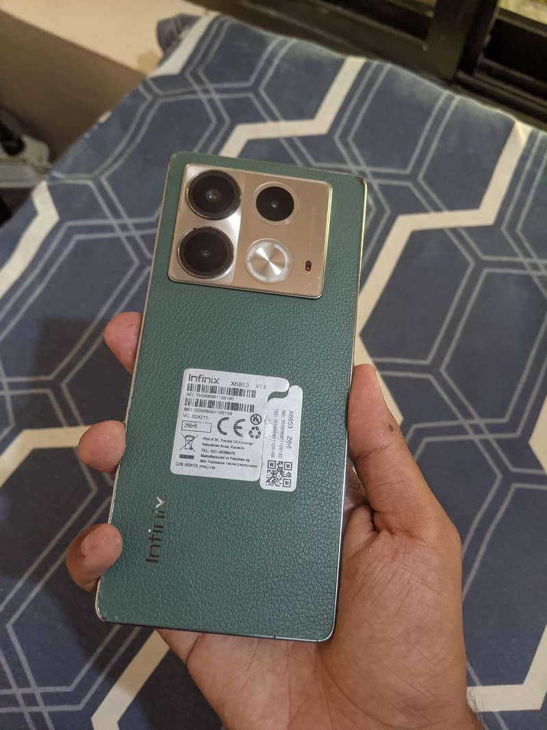 Infinix Note 40 complete box 0