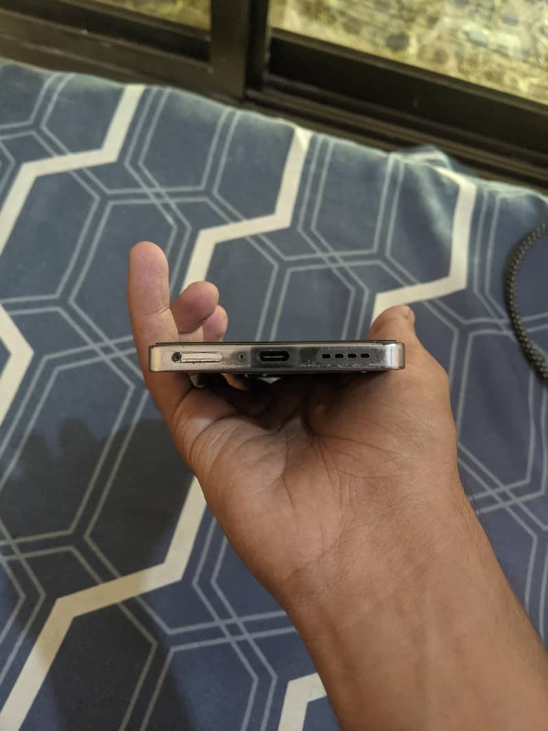 Infinix Note 40 complete box 6