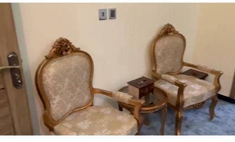 Bed set/primeum qulity /with side table 4