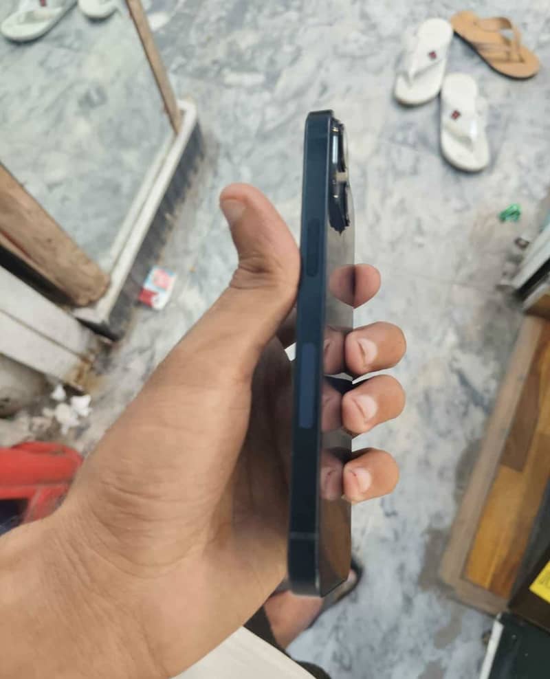 Apple iPhone 14 1