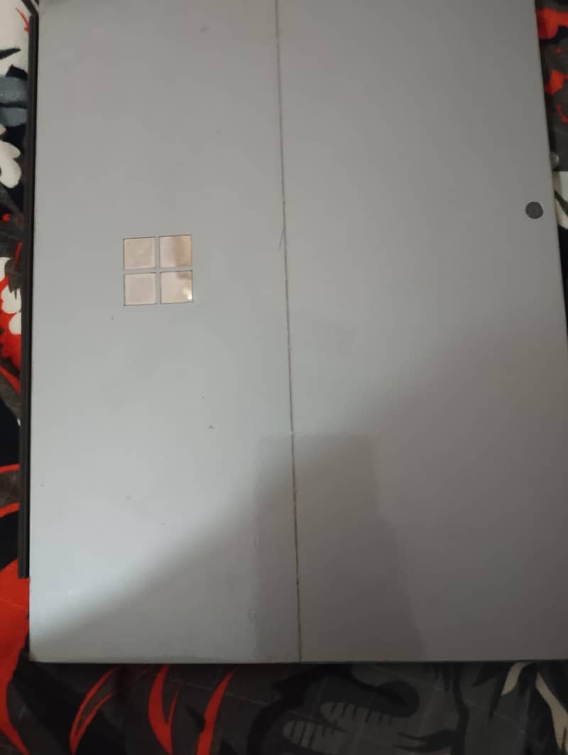 Microsoft Surface Pro 5 touch and type 5