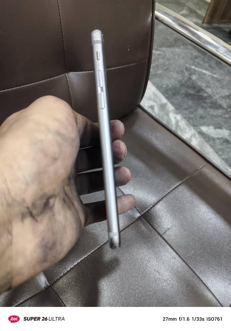 Apple iPhone 6 2