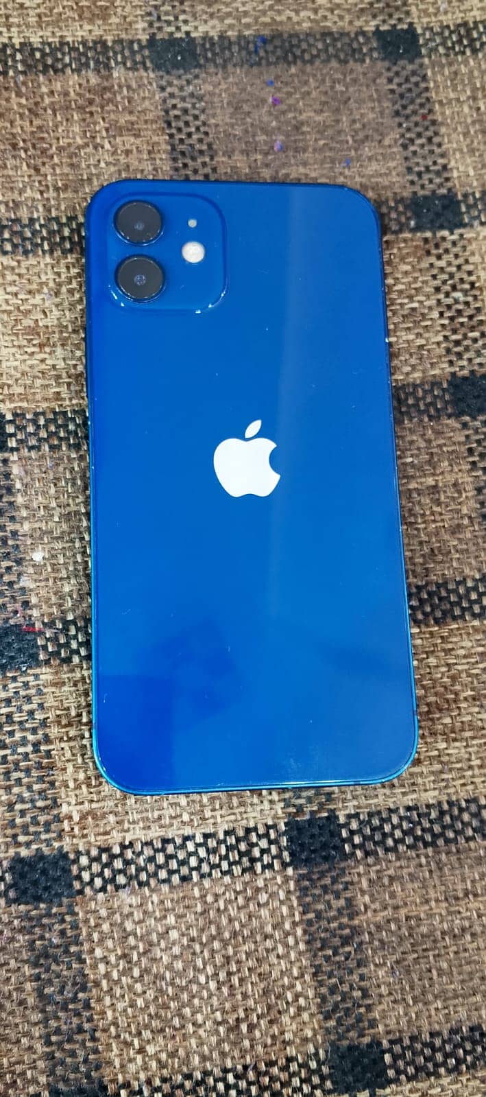 Apple iPhone 12 1