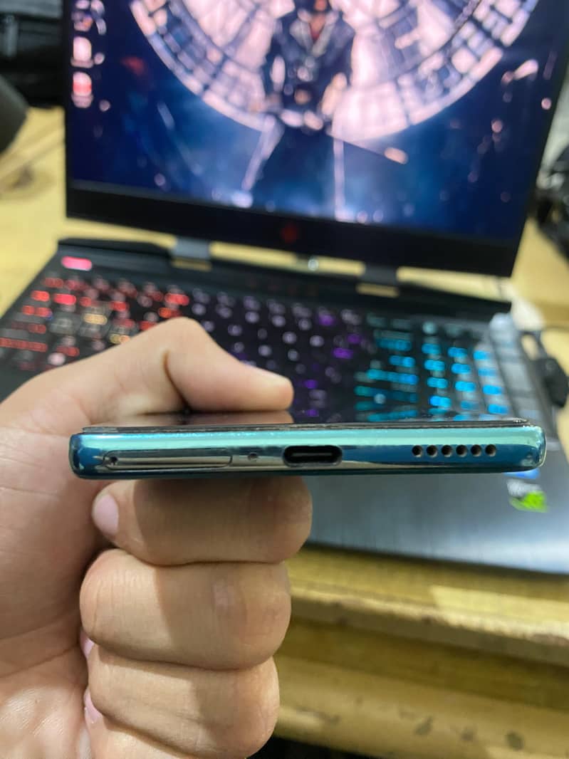 Tecno CAMON 40 5