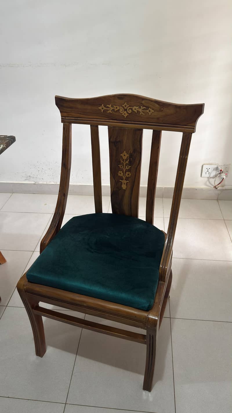 6 seater dining table 1