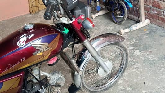 Honda Bike 70 CD for sale only WhatsApp/03/23/38/59/780/