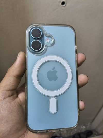 Apple iPhone 16