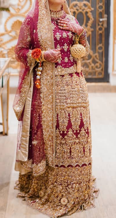 Bridal dress Barat with jewellery