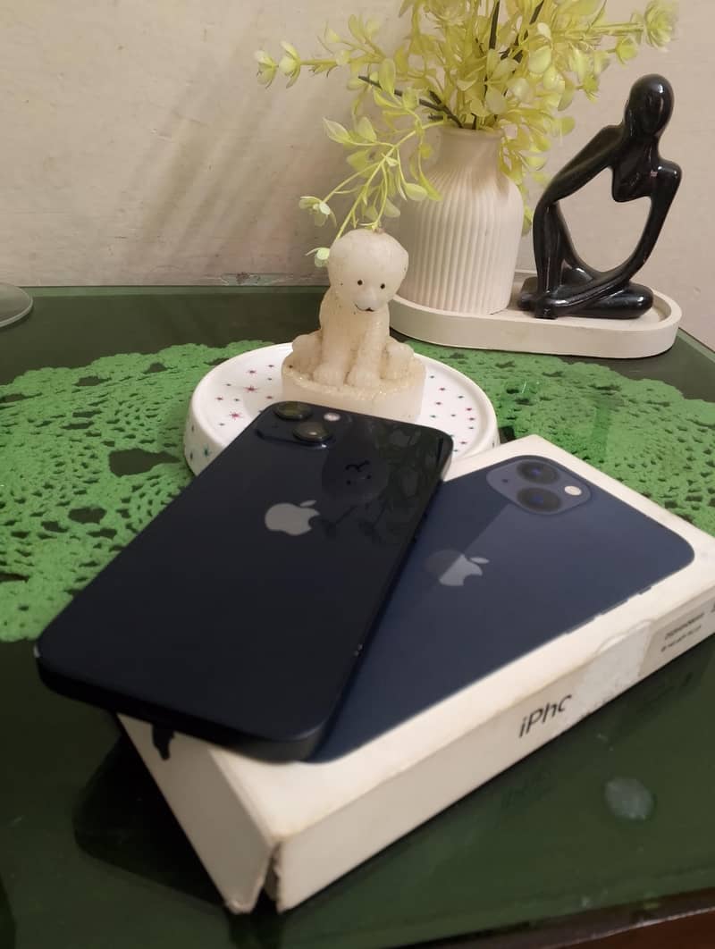 iphone 13 with box 2