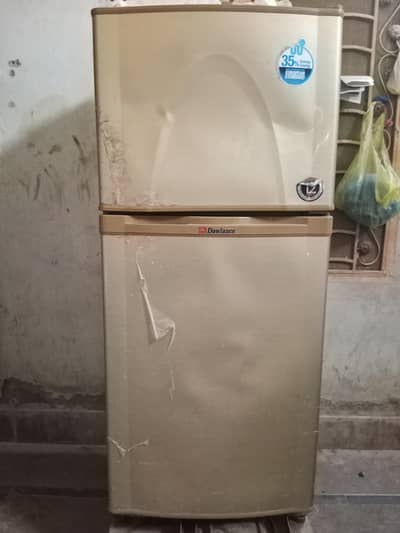 Dawlance Refrigerator 35% energy saving