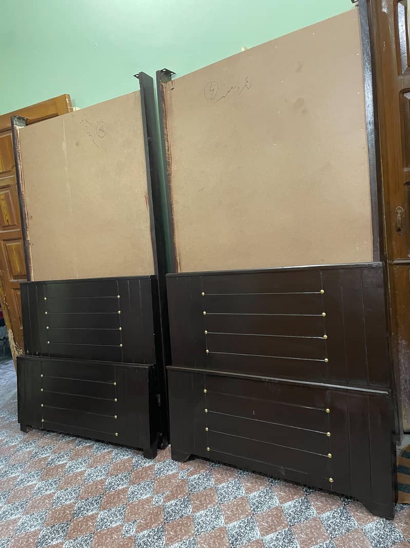 single beds pair 0