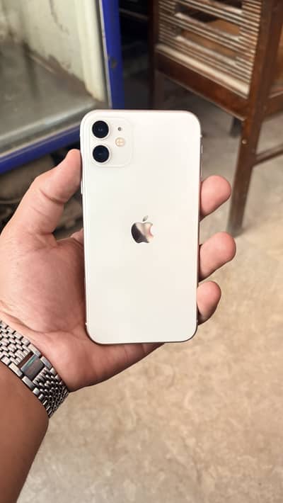 Apple iPhone 11