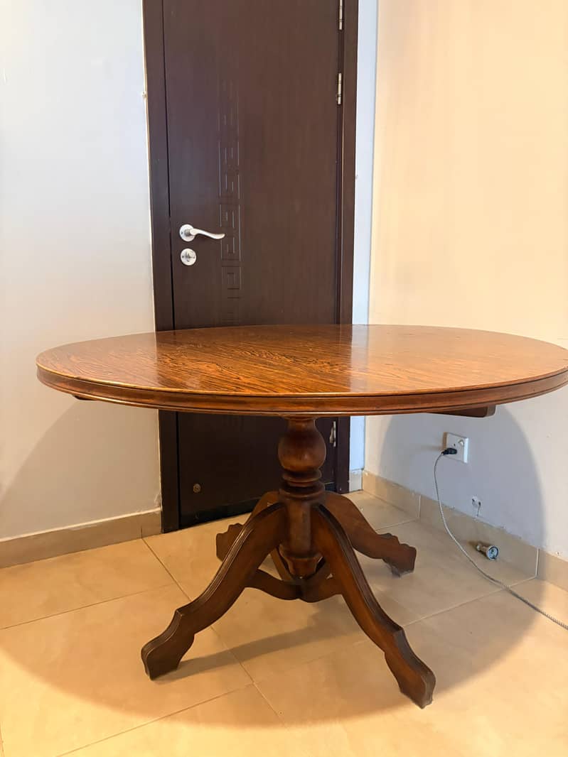 Dining table with 2 chairs 3