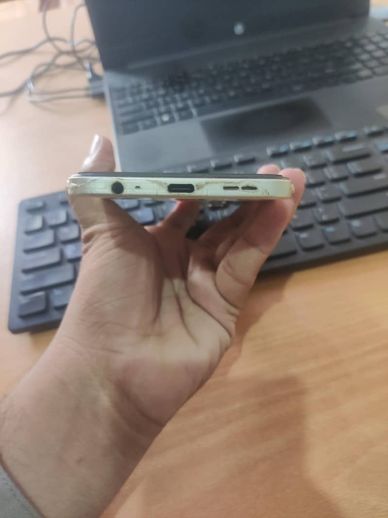 Itel S25 4
