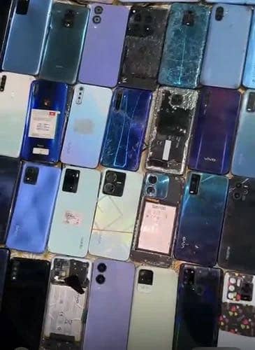 Kesi bhai k pass dead ya khrab mobile hen to rabta kry achy rate hen