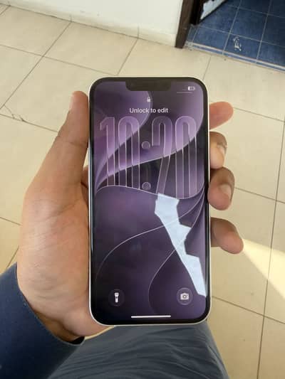 Apple iPhone 13