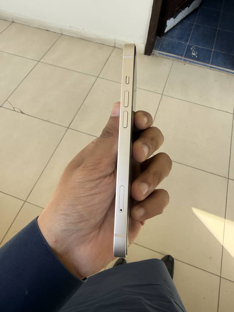 Apple iPhone 13 3