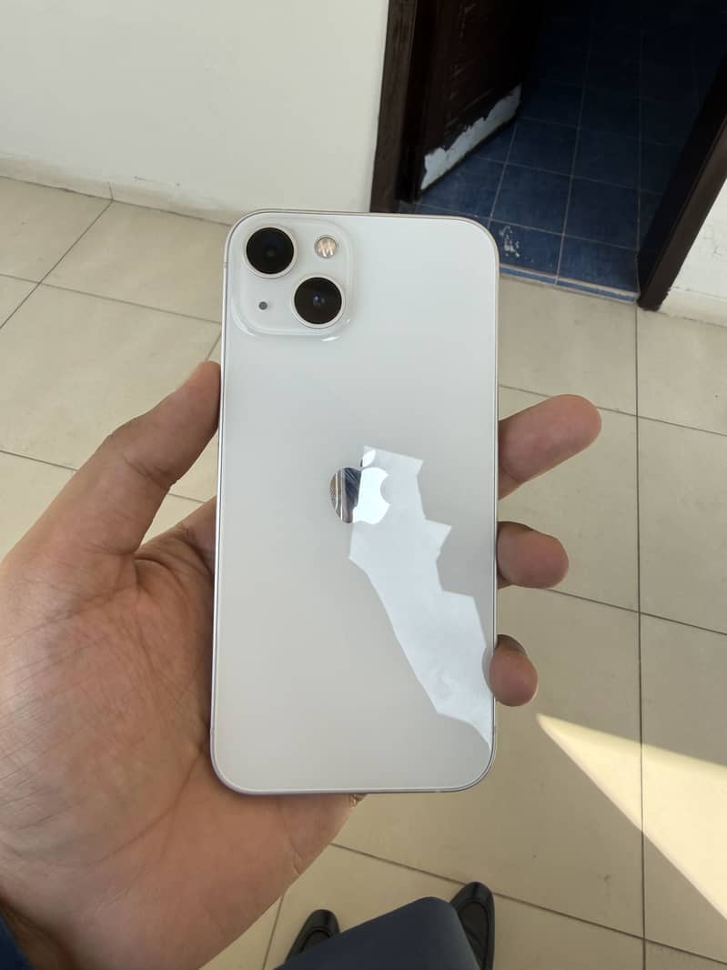 Apple iPhone 13 6