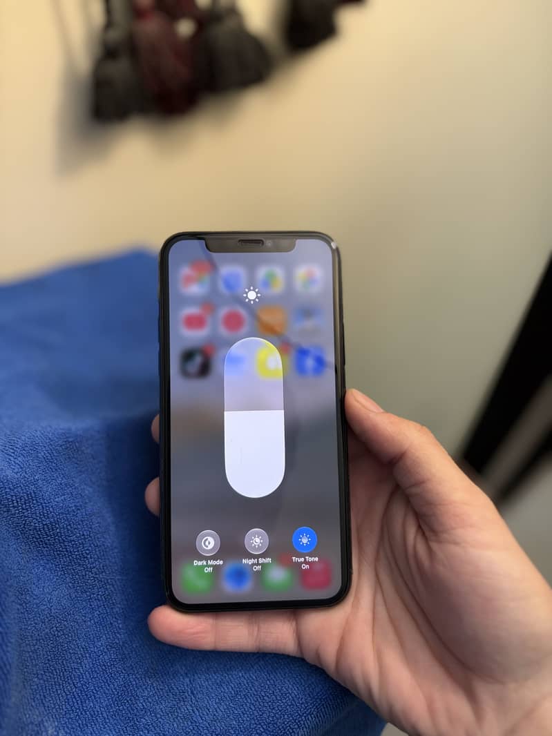 Apple iPhone 11 Pro 3