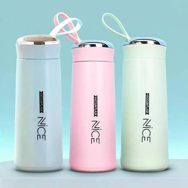 T  400ml Glass Water Bottle with Silicone Sleeve – BPA Free Leakproof Drinking Bottle, Portable Reusable Glass Water Bottle for School, Office, Gym, Travel & Daily Hydration (Random Color)